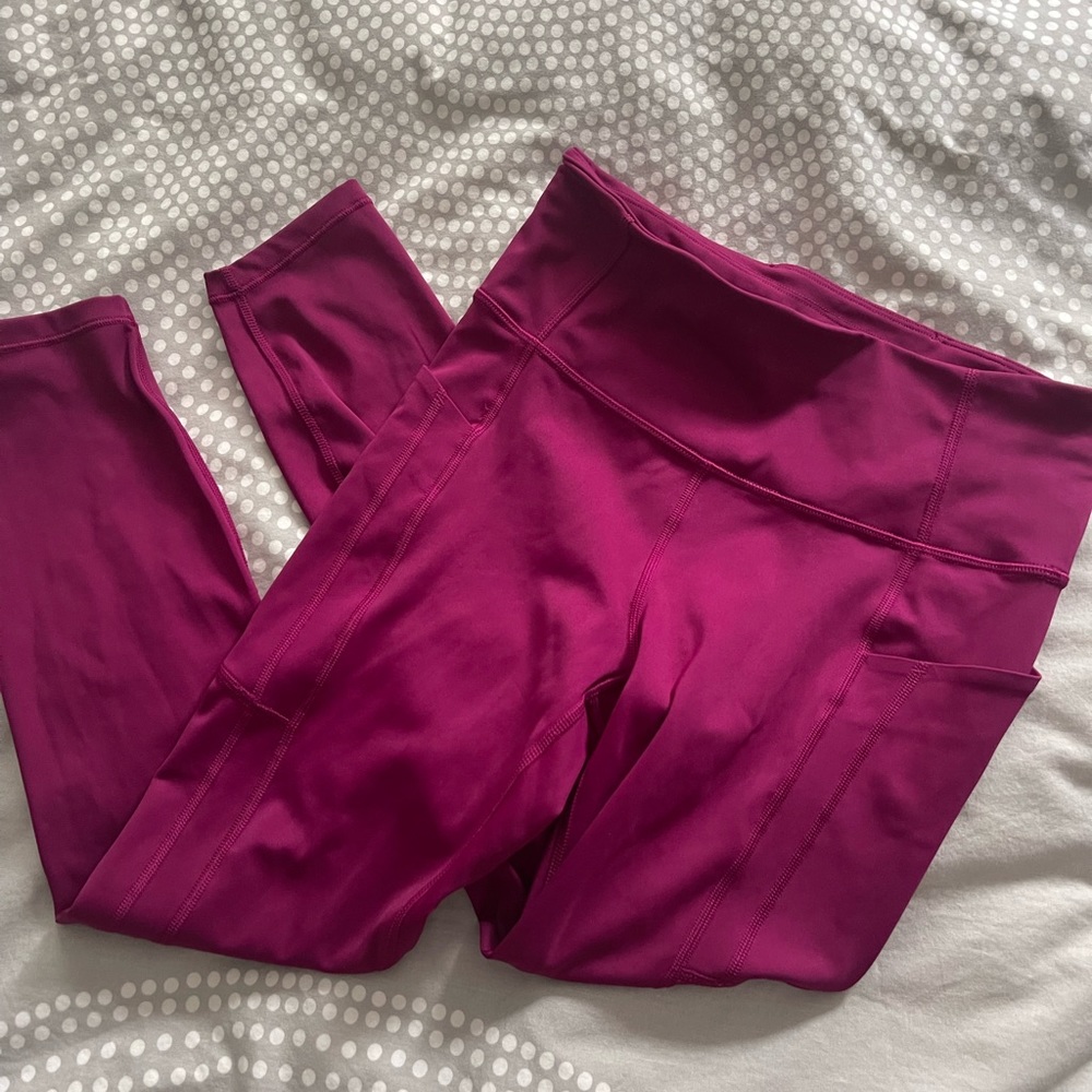 Athleta ultimate stash 7/8 tight